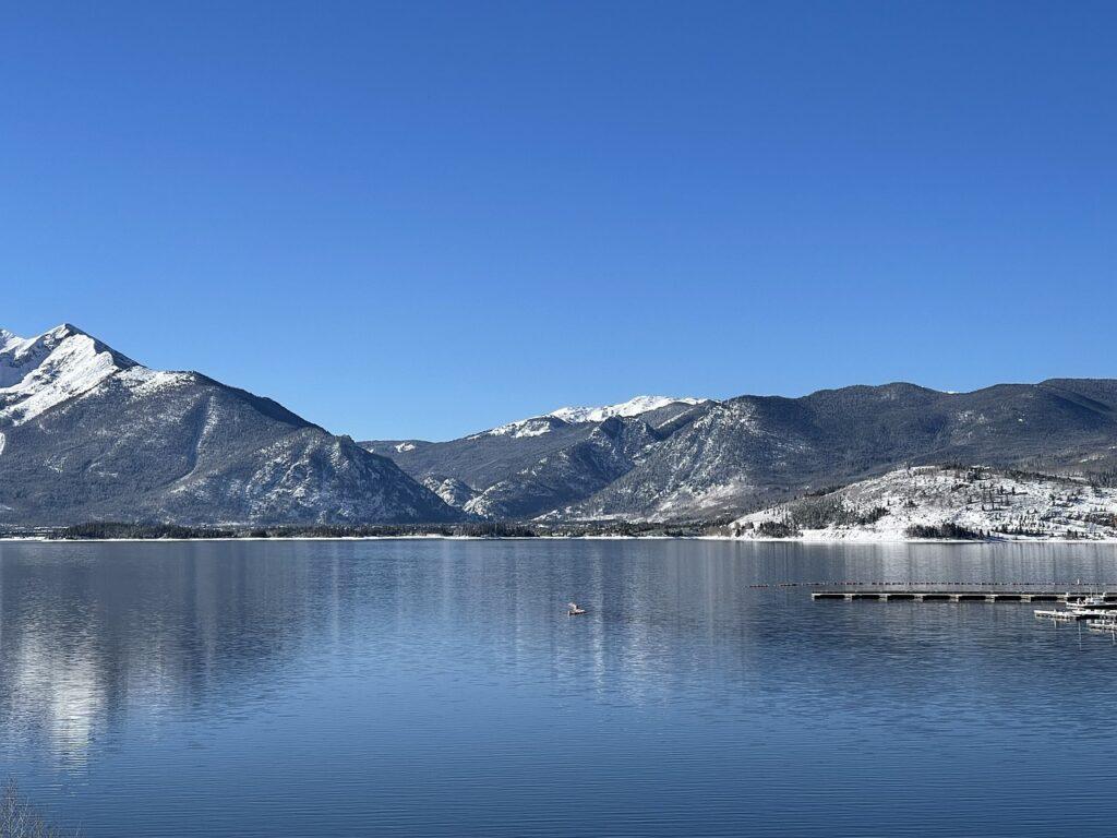 paddle boarding lake dillon